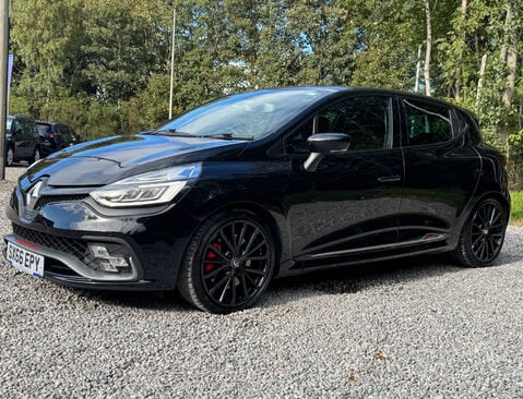 Renault Clio 1.6 Clio Renault Sport Nav Trophy Auto 5dr 7