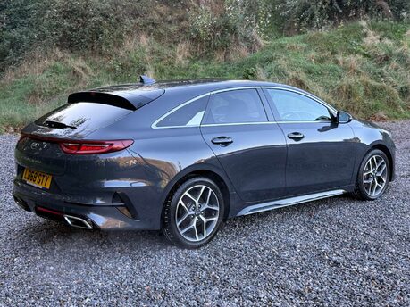 Kia Pro Ceed 1.6 ProCeed GT-Line CRDi ISG 5dr