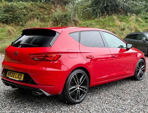 SEAT Leon 2.0 Leon Cupra Luxury 290 TSi Semi-Auto 5dr 3