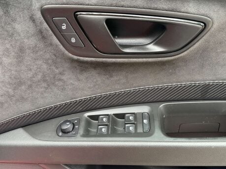 SEAT Leon 2.0 Leon Cupra Luxury 290 TSi Semi-Auto 5dr 46