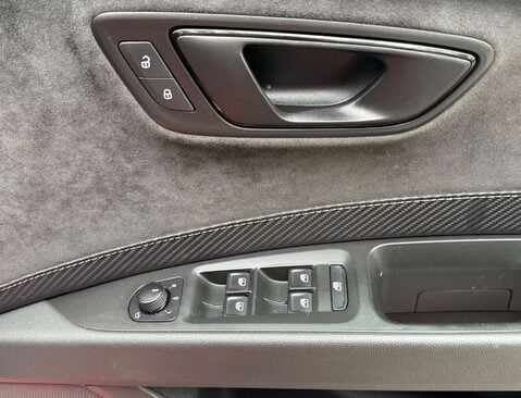 SEAT Leon 2.0 Leon Cupra Luxury 290 TSi Semi-Auto 5dr 46