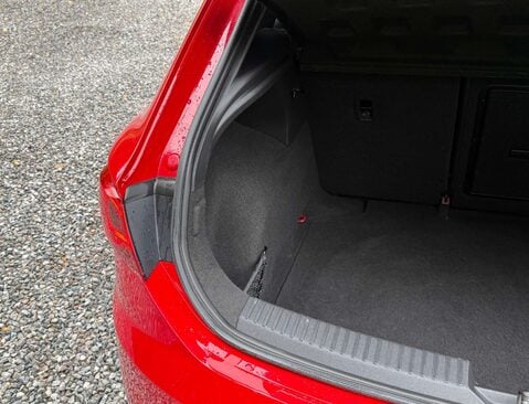 SEAT Leon 2.0 Leon Cupra Luxury 290 TSi Semi-Auto 5dr 17