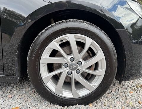 Audi A1 1.0 A1 Sportback 30 TFSI Sport Semi-Auto 5dr 9