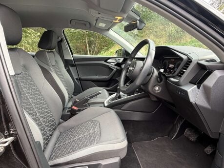 Audi A1 1.0 A1 Sportback 30 TFSI Sport Semi-Auto 5dr 20