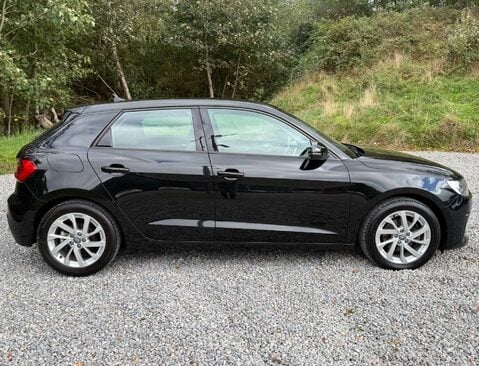 Audi A1 1.0 A1 Sportback 30 TFSI Sport Semi-Auto 5dr 2