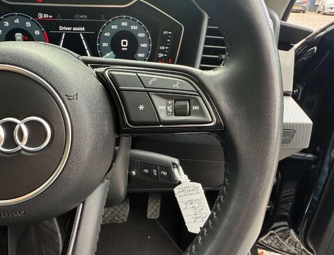 Audi A1 1.0 A1 Sportback 30 TFSI Sport Semi-Auto 5dr 34