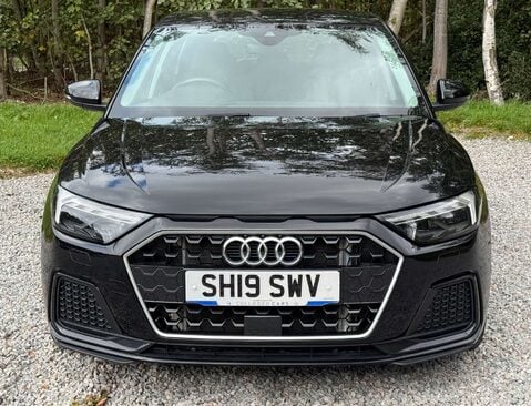 Audi A1 1.0 A1 Sportback 30 TFSI Sport Semi-Auto 5dr 8