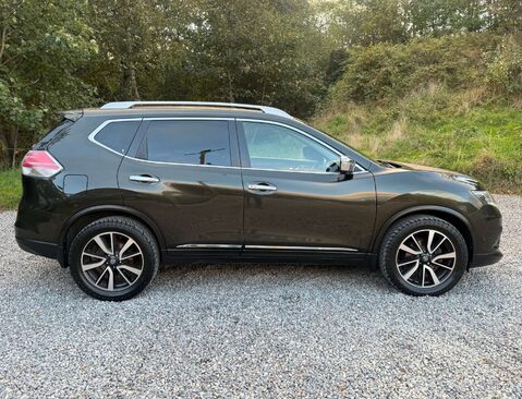 Nissan X-Trail 1.6 X-Trail Tekna DiG-T 5dr 2