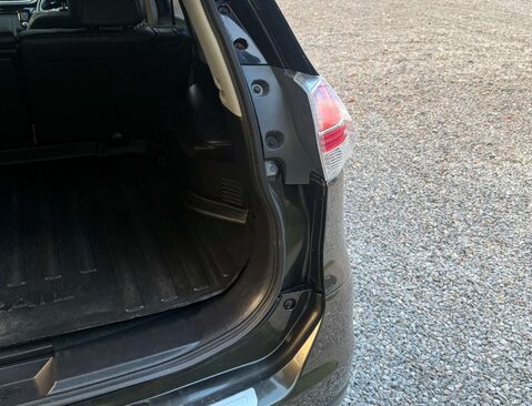 Nissan X-Trail 1.6 X-Trail Tekna DiG-T 5dr 33