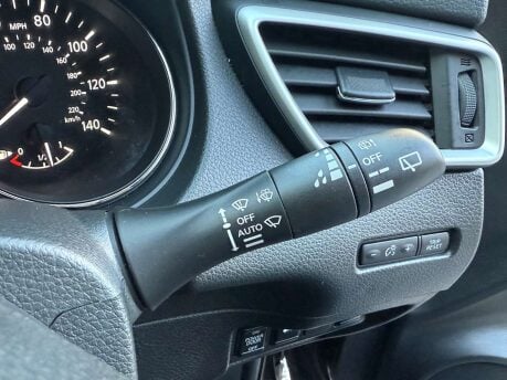 Nissan X-Trail 1.6 X-Trail Tekna DiG-T 5dr 18