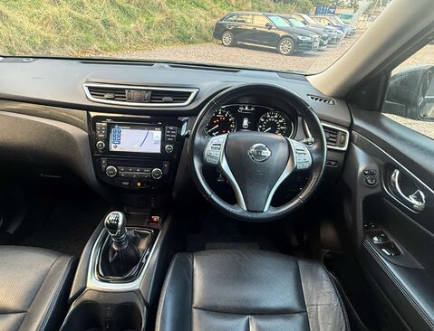 Nissan X-Trail 1.6 X-Trail Tekna DiG-T 5dr 21