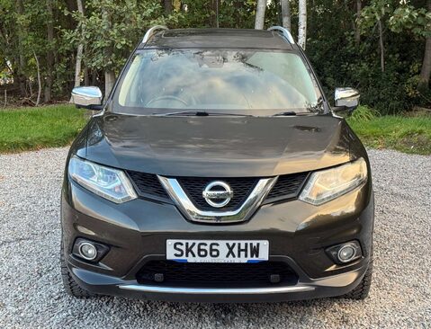 Nissan X-Trail 1.6 X-Trail Tekna DiG-T 5dr 8