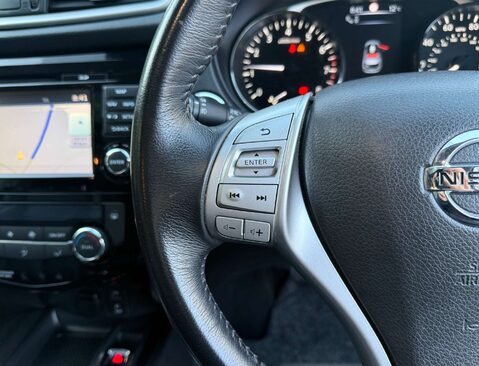 Nissan X-Trail 1.6 X-Trail Tekna DiG-T 5dr 35