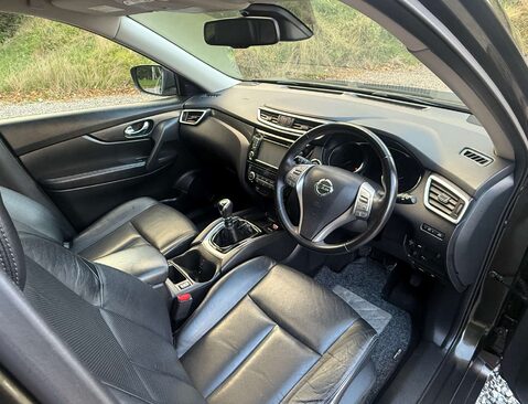 Nissan X-Trail 1.6 X-Trail Tekna DiG-T 5dr 19