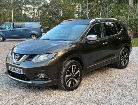 Nissan X-Trail 1.6 X-Trail Tekna DiG-T 5dr 7