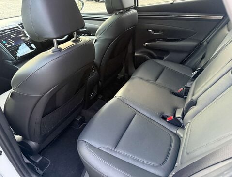 Hyundai TUCSON 1.6 Tucson Ultimate TGDi 5dr 17