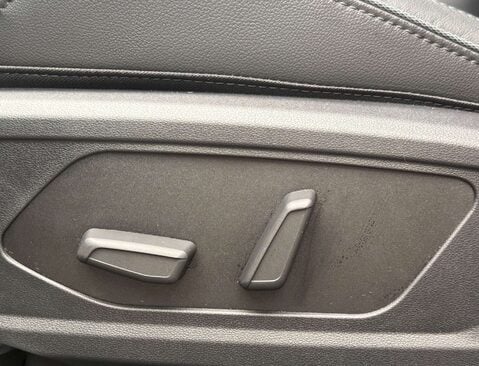 Hyundai TUCSON 1.6 Tucson Ultimate TGDi 5dr 34