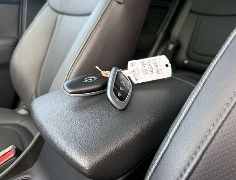 Hyundai TUCSON 1.6 Tucson Ultimate TGDi 5dr 36