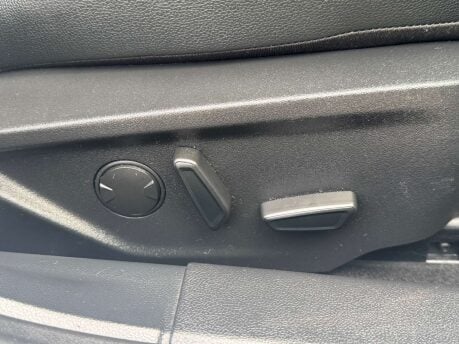 Ford Focus 2.0 Focus ST-Line X EcoBlue 5dr 32