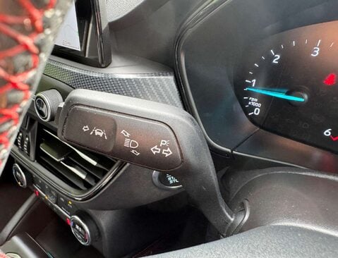 Ford Focus 2.0 Focus ST-Line X EcoBlue 5dr 21