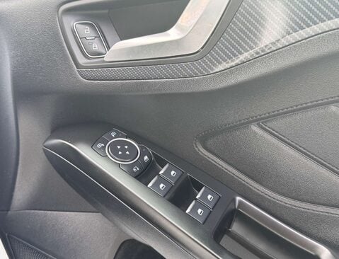 Ford Focus 2.0 Focus ST-Line X EcoBlue 5dr 34