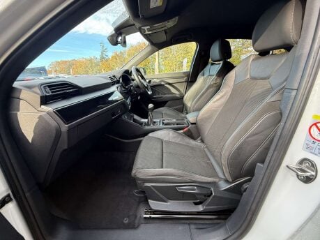 Audi Q3 1.5 TFSI CoD 35 Black Edition Sportback 5dr Petrol Manual Euro 6 (s/s) (150 34