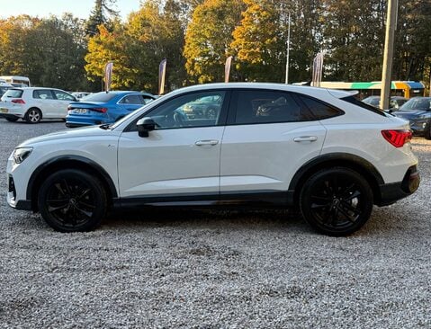 Audi Q3 1.5 TFSI CoD 35 Black Edition Sportback 5dr Petrol Manual Euro 6 (s/s) (150 7