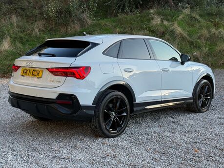 Audi Q3 1.5 TFSI CoD 35 Black Edition Sportback 5dr Petrol Manual Euro 6 (s/s) (150