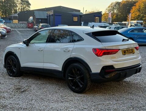 Audi Q3 1.5 TFSI CoD 35 Black Edition Sportback 5dr Petrol Manual Euro 6 (s/s) (150 5