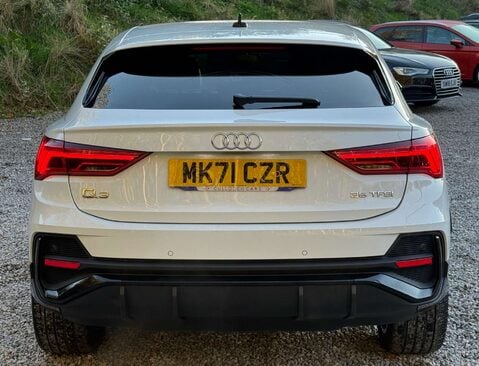 Audi Q3 1.5 TFSI CoD 35 Black Edition Sportback 5dr Petrol Manual Euro 6 (s/s) (150 4