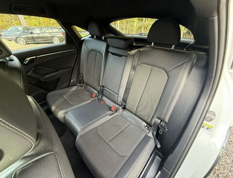 Audi Q3 1.5 TFSI CoD 35 Black Edition Sportback 5dr Petrol Manual Euro 6 (s/s) (150 35