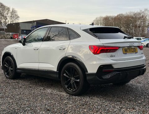 Audi Q3 1.5 TFSI CoD 35 Black Edition Sportback 5dr Petrol Manual Euro 6 (s/s) (150 5