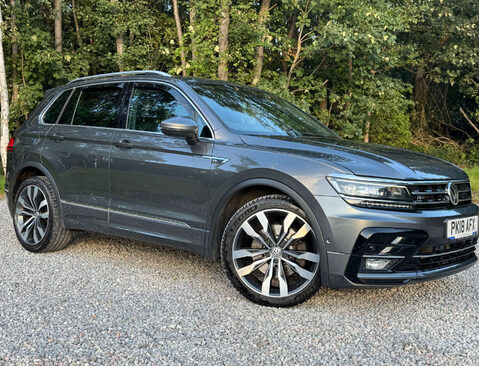 Volkswagen Tiguan 2.0 TSI R-Line SUV 5dr Petrol DSG 4Motion Euro 6 (s/s) (180 ps) 1
