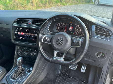 Volkswagen Tiguan 2.0 TSI R-Line SUV 5dr Petrol DSG 4Motion Euro 6 (s/s) (180 ps) 13