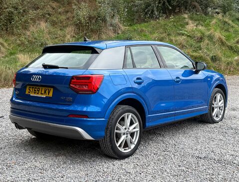 Audi Q2 2.0 Q2 S Line 40 TFSI Quattro Semi-Auto 4WD 5dr 3