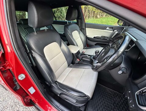Kia Sportage 1.6 Sportage GT-Line ISG 5dr 36