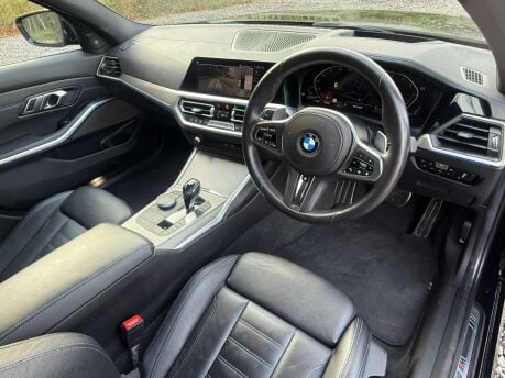 BMW 3 Series 2.0 320d xDrive M Sport Auto 4WD 5dr 15