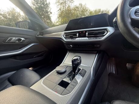 BMW 3 Series 2.0 320d xDrive M Sport Auto 4WD 5dr 20