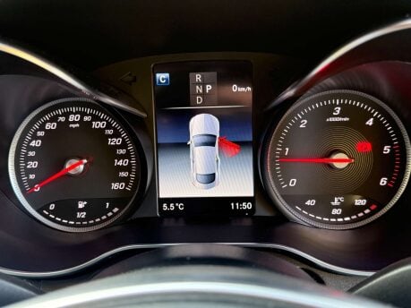 Mercedes-Benz C Class 2.1 C 250 AMG Line Premium D Auto 2dr 11