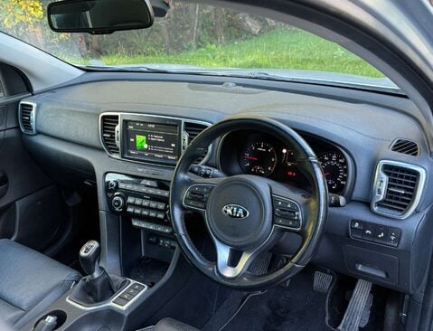 Kia Sportage 1.7 Sportage 4 CRDi ISG 5dr 11
