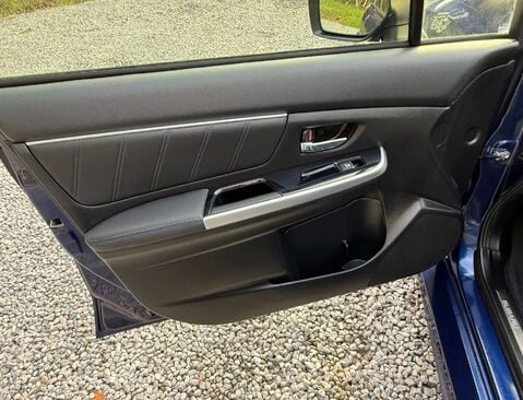 Subaru Levorg 2.0 Levorg GT Symmetrical AWD CVT 4WD 5dr 37