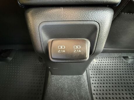 Subaru Levorg 2.0 Levorg GT Symmetrical AWD CVT 4WD 5dr 35