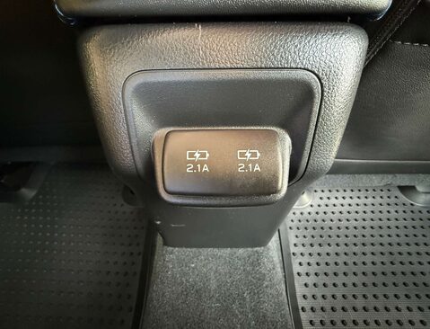 Subaru Levorg 2.0 Levorg GT Symmetrical AWD CVT 4WD 5dr 35