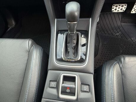 Subaru Levorg 2.0 Levorg GT Symmetrical AWD CVT 4WD 5dr 43