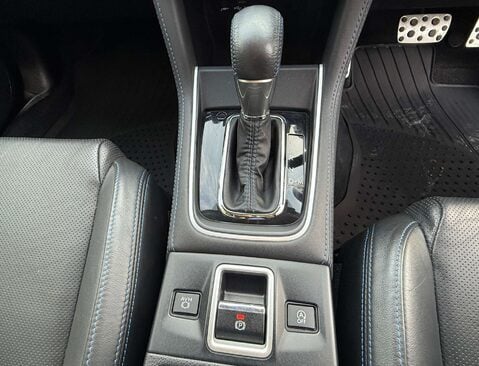 Subaru Levorg 2.0 Levorg GT Symmetrical AWD CVT 4WD 5dr 43