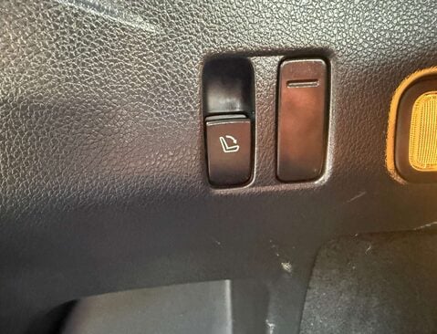 Subaru Levorg 2.0 Levorg GT Symmetrical AWD CVT 4WD 5dr 24