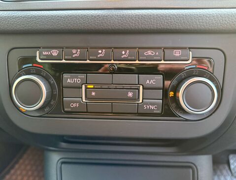 Volkswagen Tiguan 2.0 Tiguan Match TDI BlueMotion Technology 4Motion Semi-Auto 4WD 5dr 13