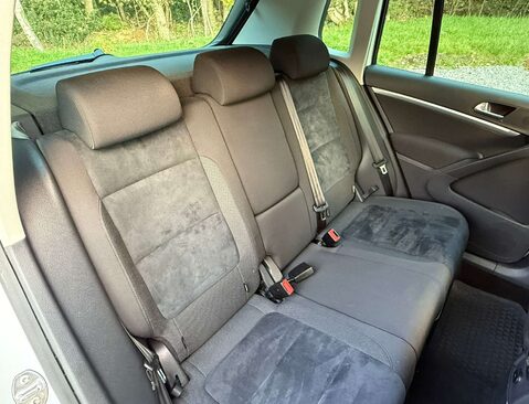 Volkswagen Tiguan 2.0 Tiguan Match TDI BlueMotion Technology 4Motion Semi-Auto 4WD 5dr 22