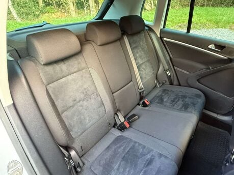 Volkswagen Tiguan 2.0 Tiguan Match TDI BlueMotion Technology 4Motion Semi-Auto 4WD 5dr 22