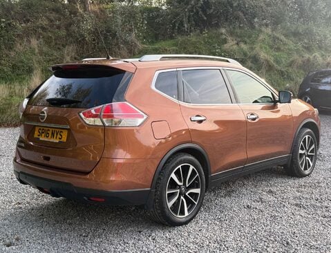 Nissan X-Trail 1.6 X-Trail Tekna dCi 4x4 4WD 5dr 3